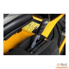 Cub Cadet XT1 OS107 oldalkidobós fűnyíró traktor